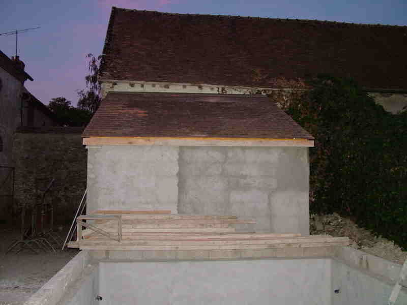 La construction du bassin � ko� de JFR - La maison technique  33 