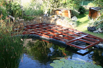 La cr�ation et construction d'une terrasse en bois - Les cadres lat�raux   12 